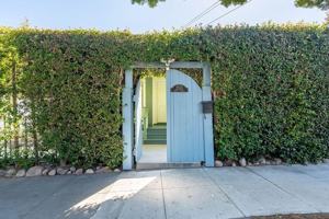 featured image of 2535 Bath St