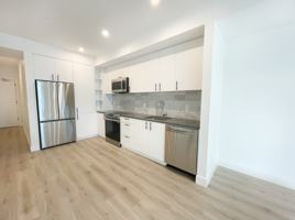 featured image of 1456 Johnston Road #401