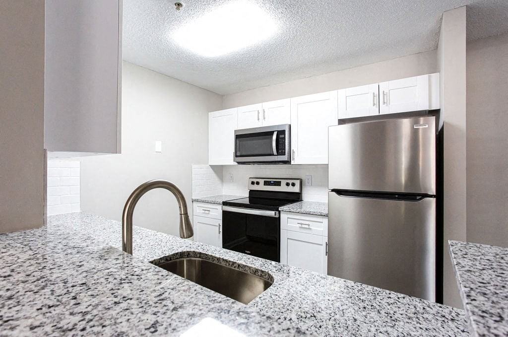 Ballantyne Commons of Stockbridge - Photo 6 of 14