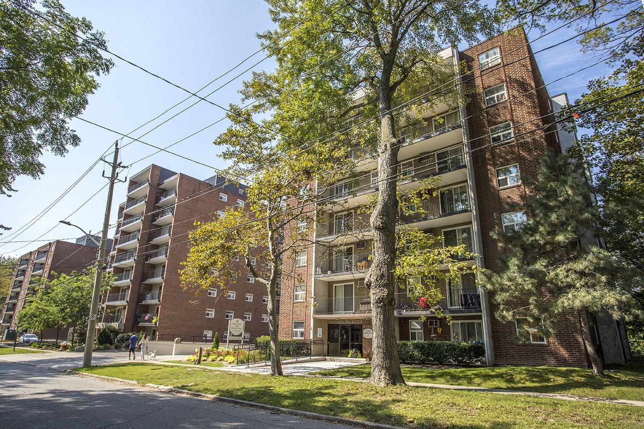 Bristol Place Apartments - Photo 2 of 18