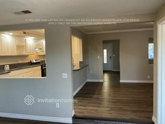 1341 W D St - Photo 5 of 22