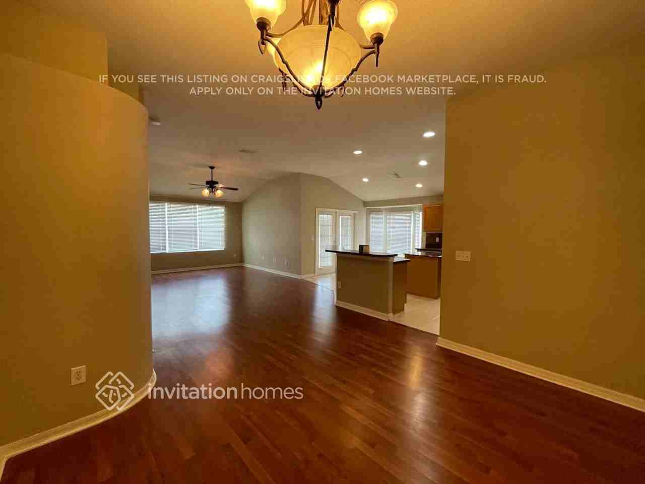 16752 Nikki Ln - Photo 3 of 17