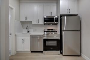 featured image of 2407 4 St Ne