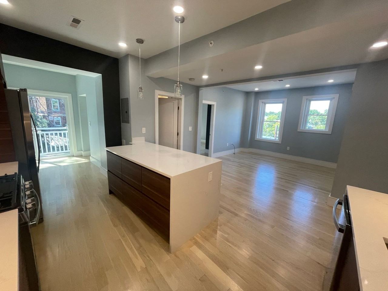 13 University Rd - Photo 5 of 21