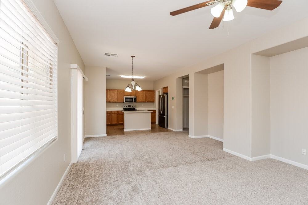 2016 S Swan Dr - Photo 7 of 17