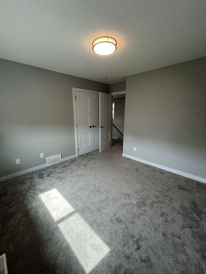 10610 96 Street, Morinville, Alberta, Canada, T8R 2N5 - Photo 2 of 26