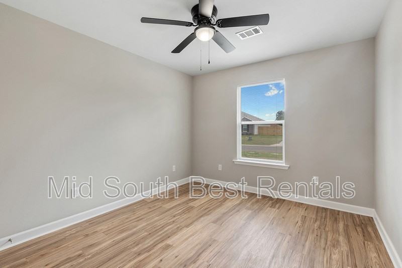 616 Timberline Road - Photo 6 of 13