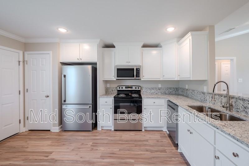 721 Timber Ridge Dr - Photo 3 of 12