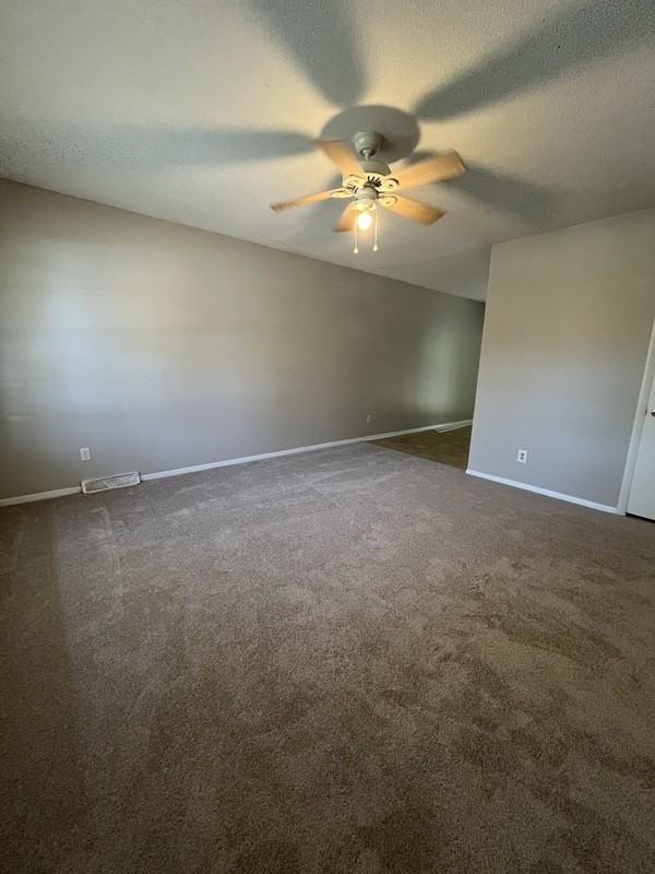 4811 Malibu Dr - Photo 4 of 11