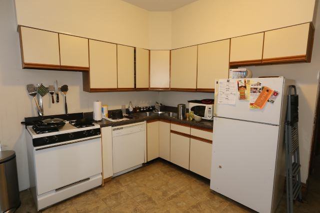 1358 West Barry Avenue #2W - Photo 2 of 20