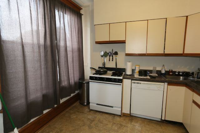 1358 West Barry Avenue #2W - Photo 5 of 20