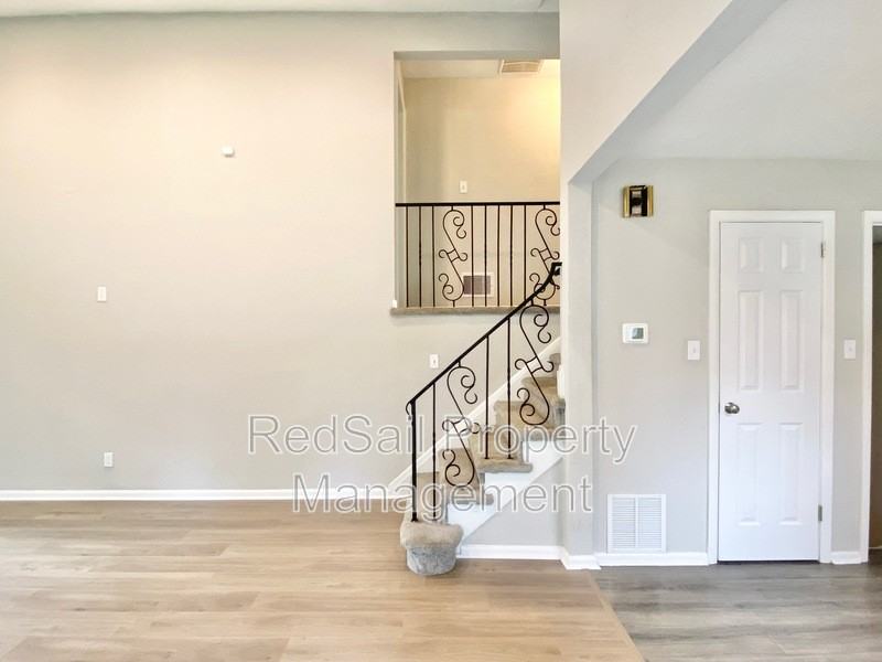 5964 Lockamy Ln - Photo 2 of 23
