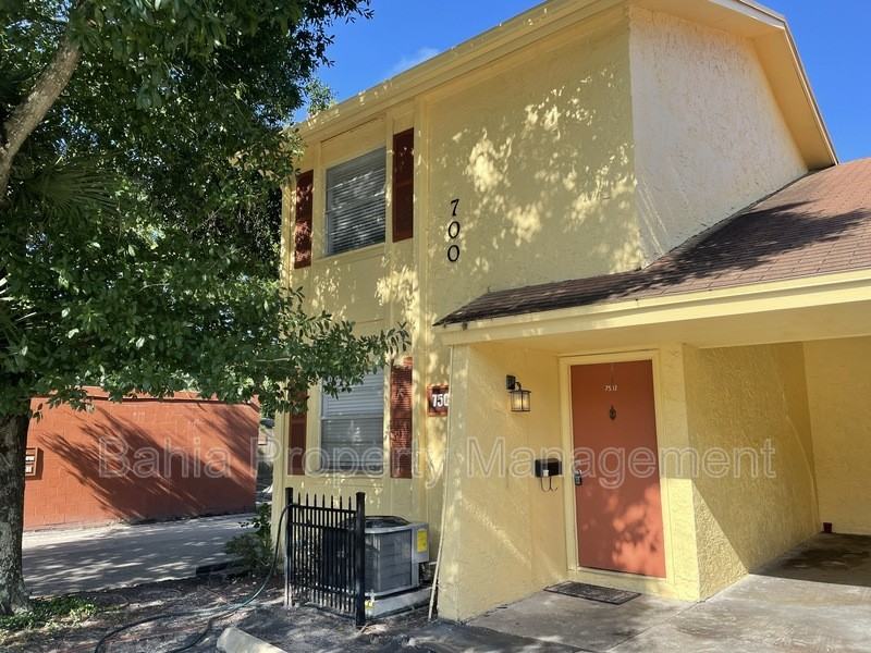 7502 Bolanos Ct - Photo 2 of 20