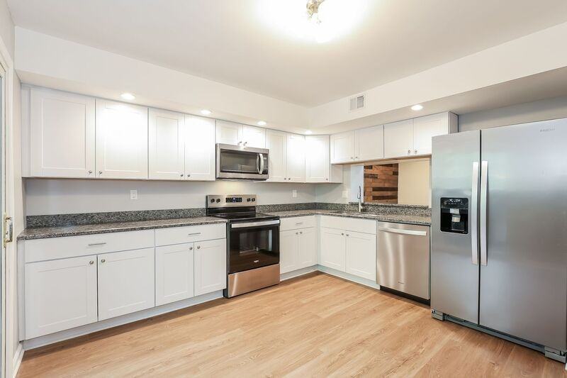 2206 Brandenburg Way - Photo 3 of 29