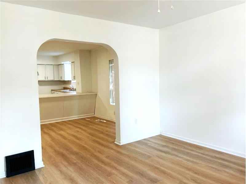 1441 Maryland Ave #1 - Photo 3 of 8