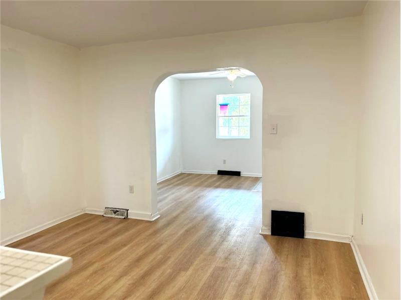 1441 Maryland Ave #1 - Photo 4 of 8