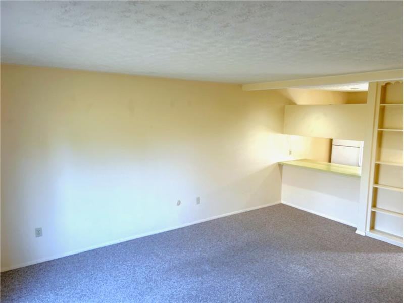 123 Orchard Dr #A - Photo 4 of 11