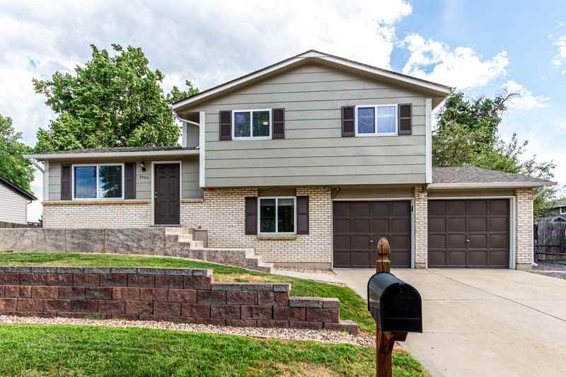 6580 W 74th Pl - Photo 2 of 41