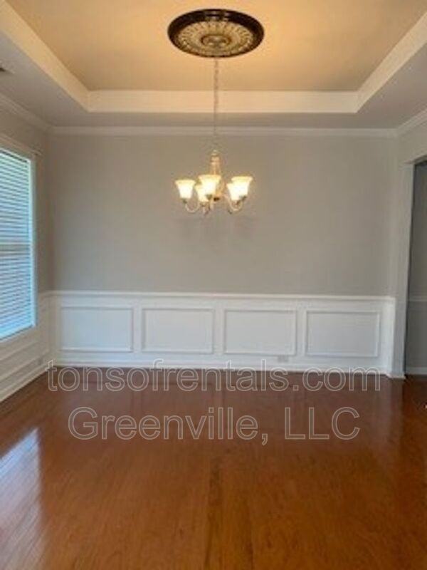 205 Silver Hawk Dr - Photo 4 of 24