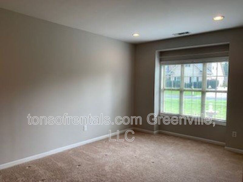 205 Silver Hawk Dr - Photo 6 of 24