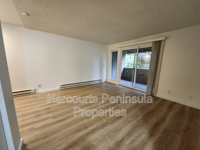 45 Ne Torval Canyon Rd #4 - Photo 2 of 11
