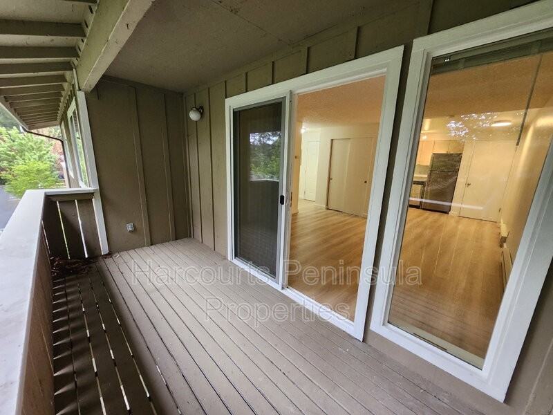 45 Ne Torval Canyon Rd #4 - Photo 4 of 11