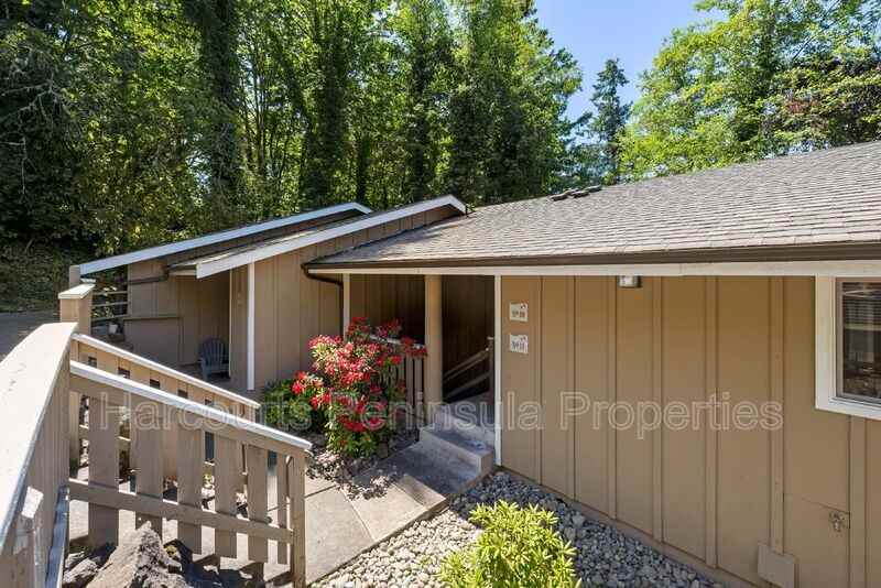 45 Ne Torval Canyon Rd #4 - Photo 7 of 11