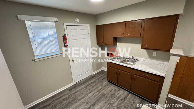 1072 S Willett St - Photo 6 of 14