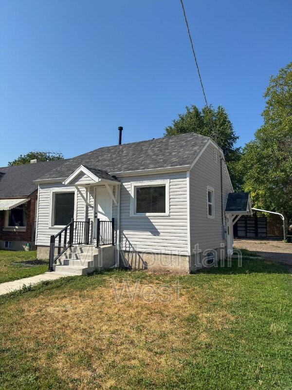 524 8th St - Photo 3 of 30