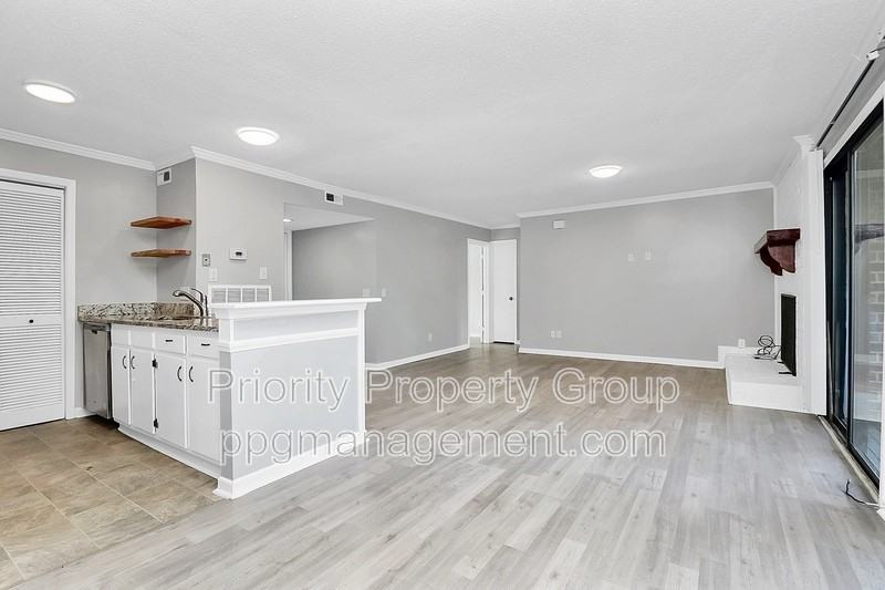 10971 Harrowfield Rd - Photo 6 of 23