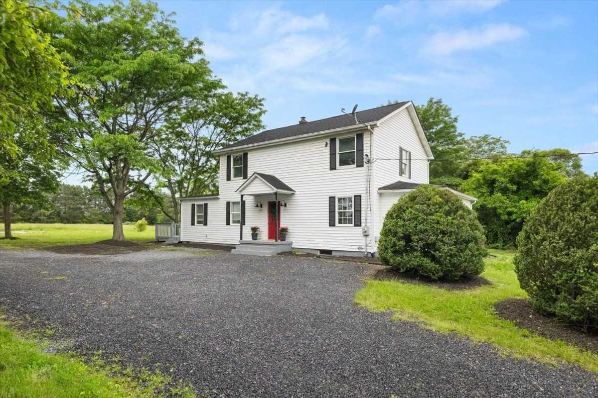 1164 Fairfax Pike - Photo 2 of 27