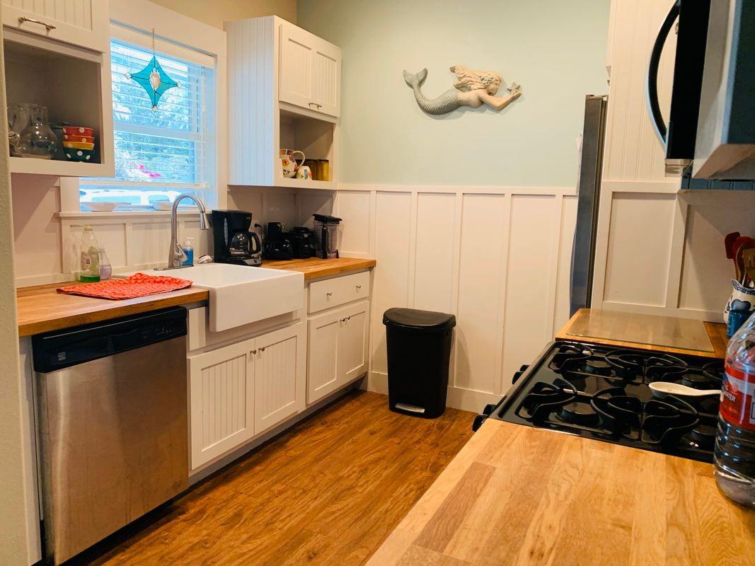 204 Sailhouse Way - Photo 2 of 19