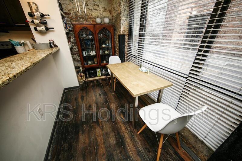 101 S 15th St #308 - Photo 3 of 10