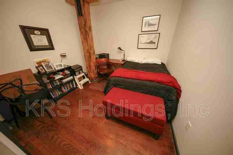 101 S 15th St #308 - Photo 6 of 10