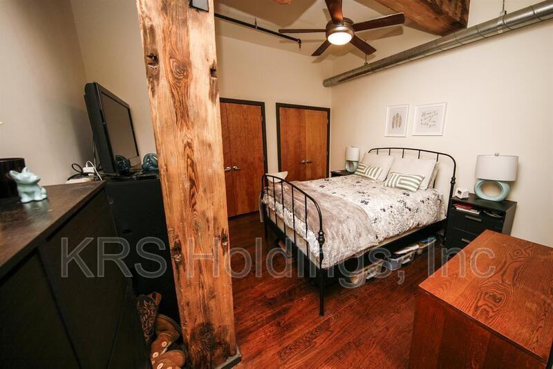 101 S 15th St #308 - Photo 7 of 10