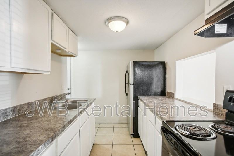 7201 Arlington Expy #84 - Photo 3 of 23