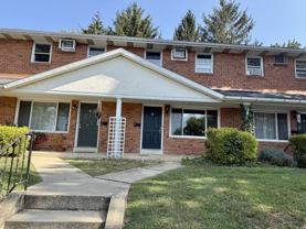 239 N Plum St #3 - Photo 1 of 1