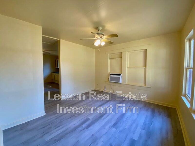 2621 Trichel St - Photo 3 of 16