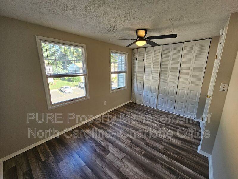 9445 Lexington Cir #D - Photo 7 of 25