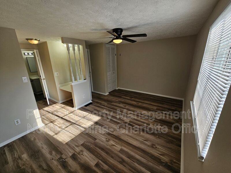 9445 Lexington Cir #D - Photo 7 of 24