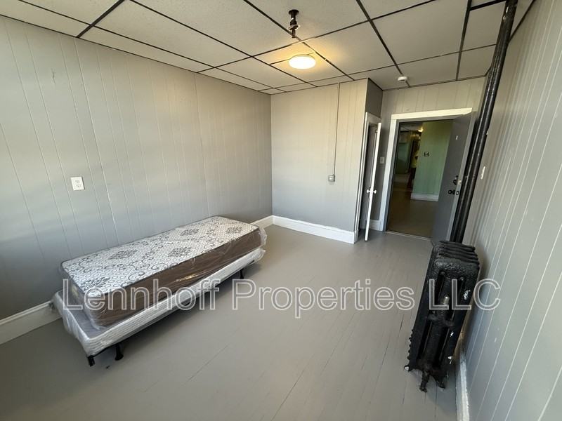 82 S Broadway - Photo 2 of 6