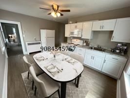 featured image of 720 Sigsbee Avenue #4