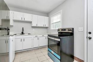 Thompson Place Apartments - Photo 1 of 1