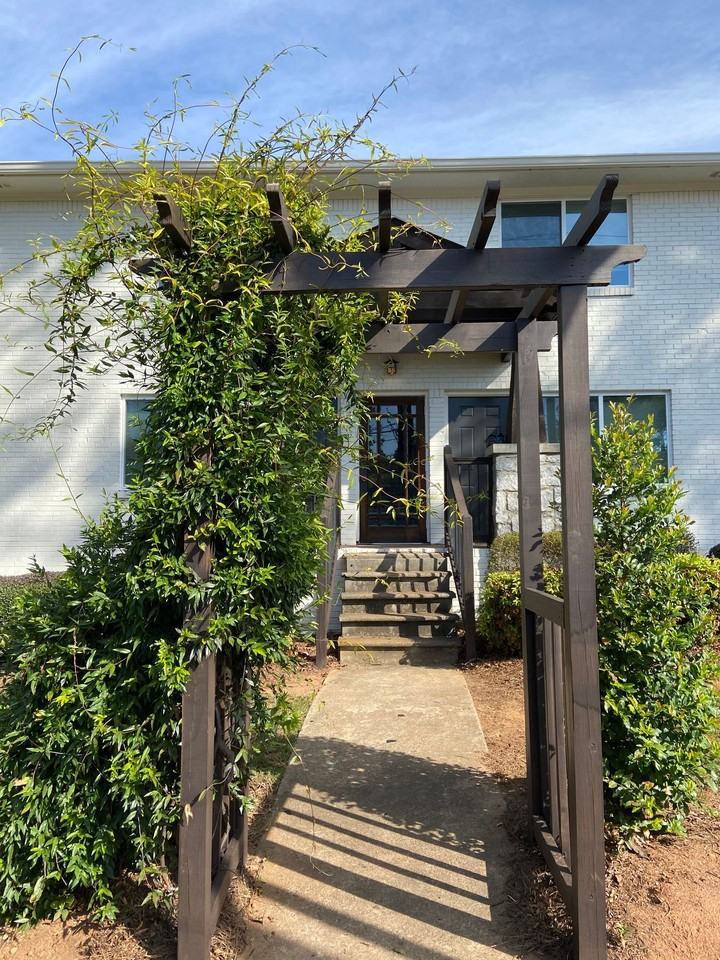 Arbors of East Atlanta - Photo 7 of 8