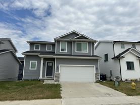 Ne Bellflower Ct - Photo 1 of 1