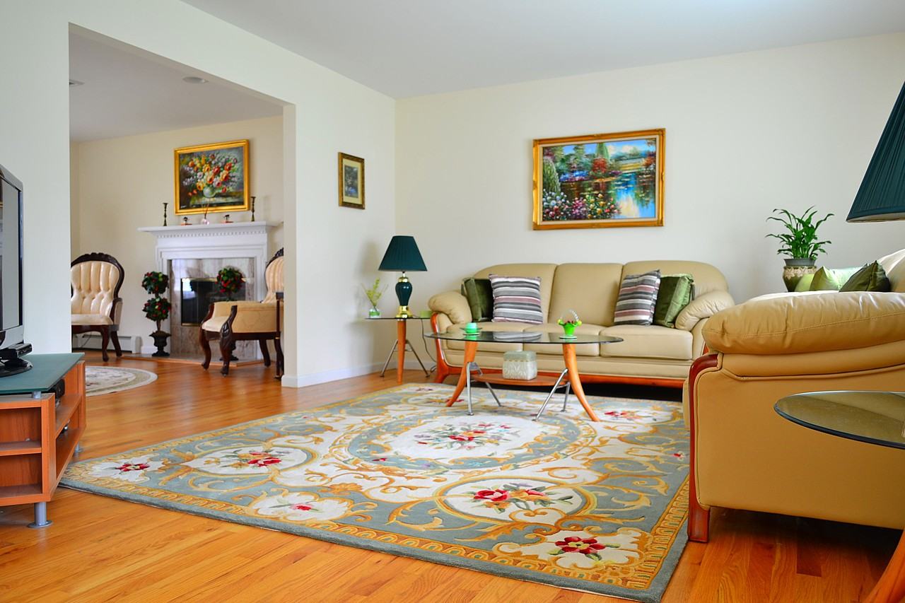 338 38th St - Photo 2 of 10