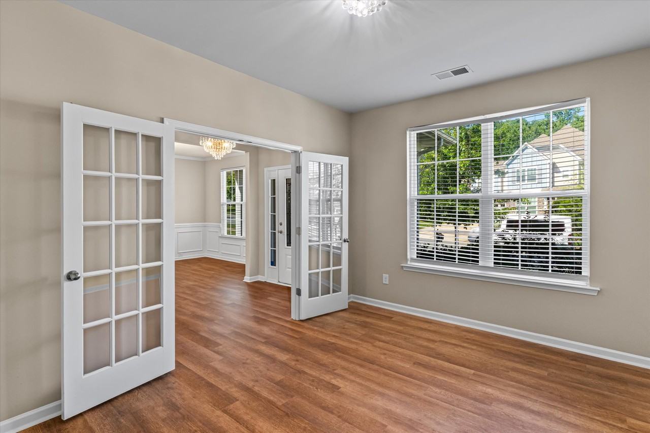 128 Yellowbell Rd #NA - Photo 5 of 37