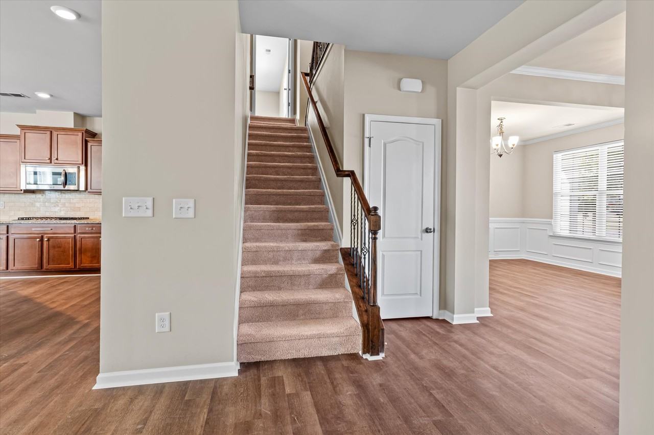 128 Yellowbell Rd #NA - Photo 6 of 37