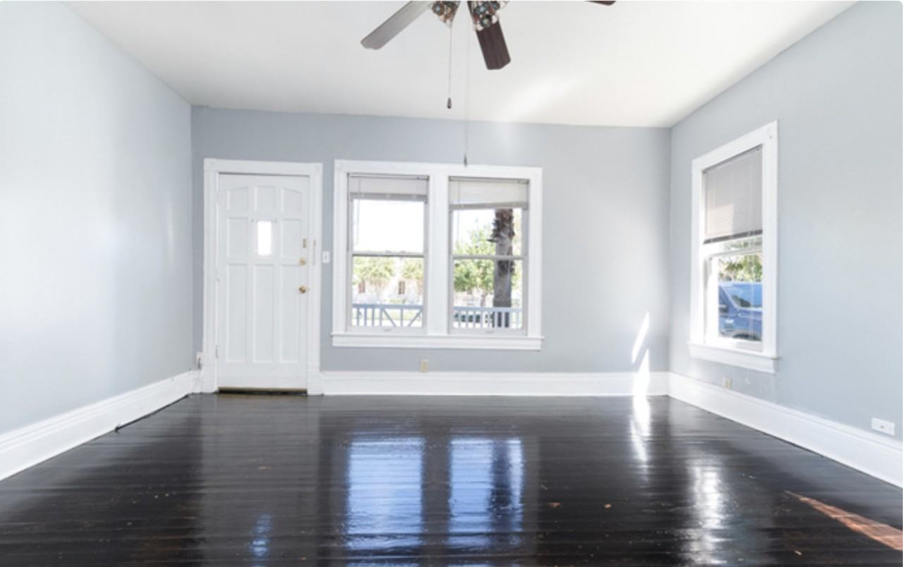 208 E Arsenal - Photo 2 of 14