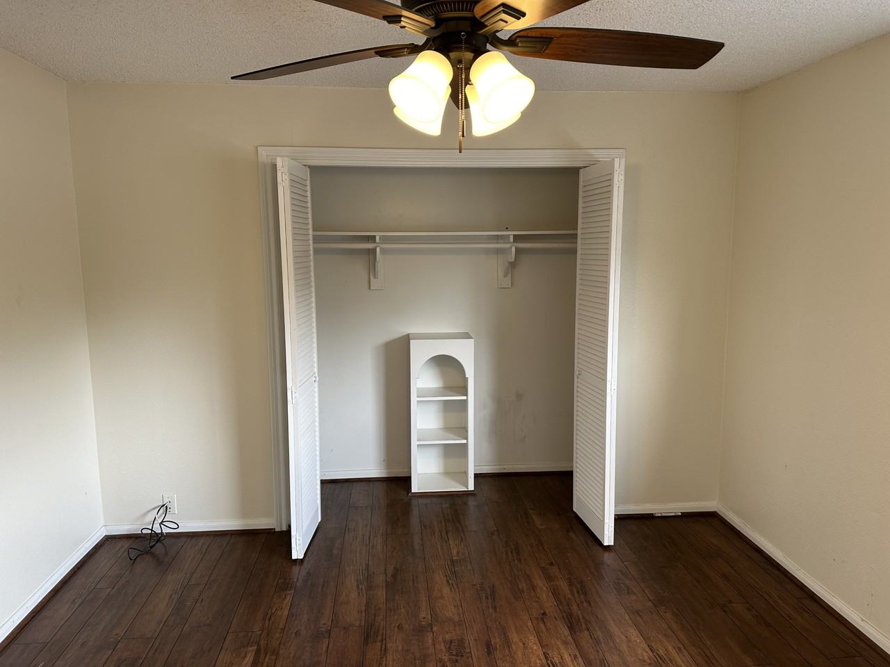 223 Blue Castle Ln #NA - Photo 5 of 6